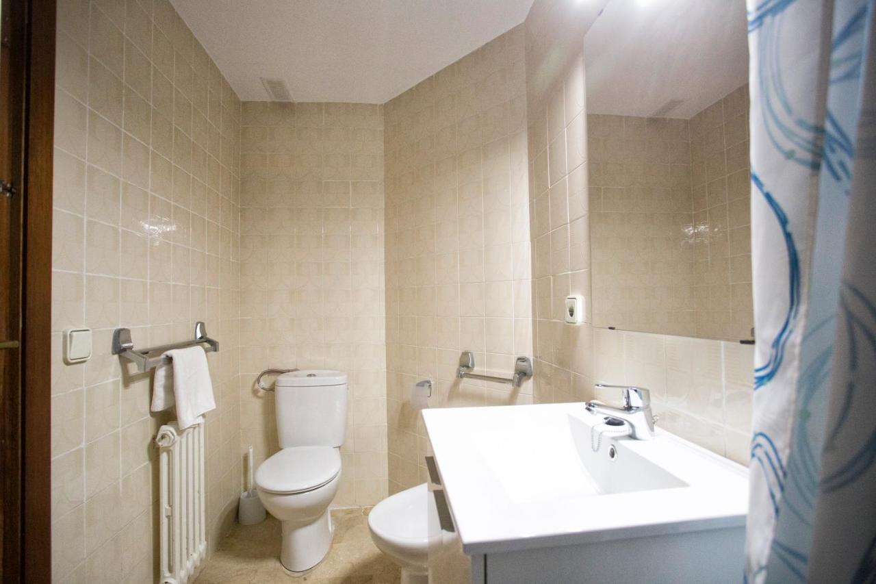 Capellans Vista Mar Apartamentos Салоу Екстериор снимка